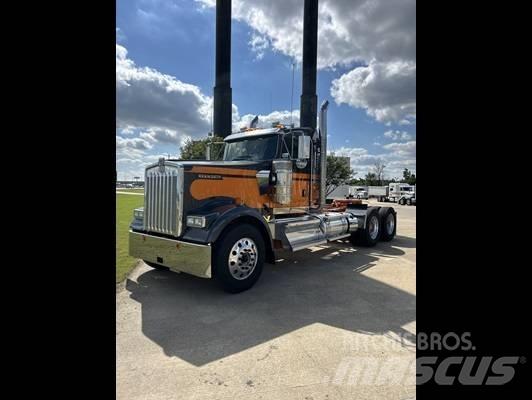Kenworth W 900 Sattelzugmaschinen