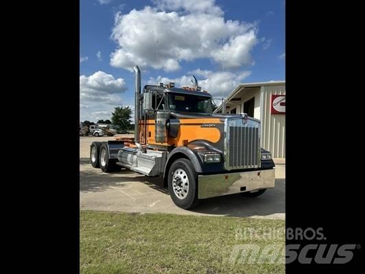 Kenworth W 900 Sattelzugmaschinen