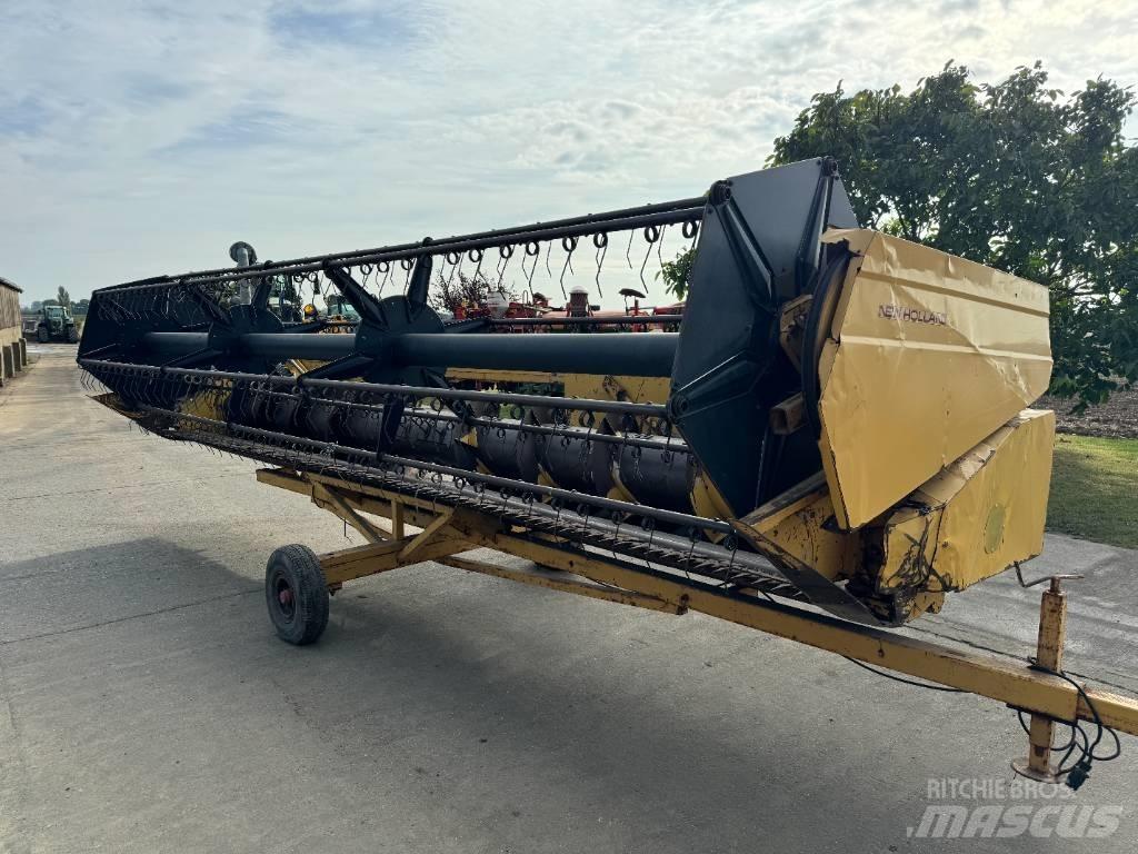 New Holland TX 36 Mähdrescher