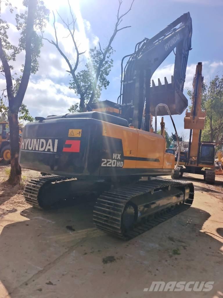 Hyundai HX220HD Raupenbagger