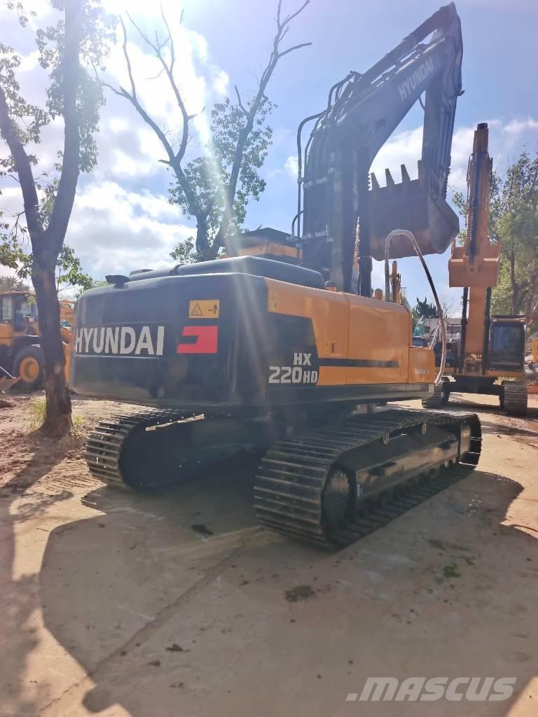 Hyundai HX220HD Raupenbagger