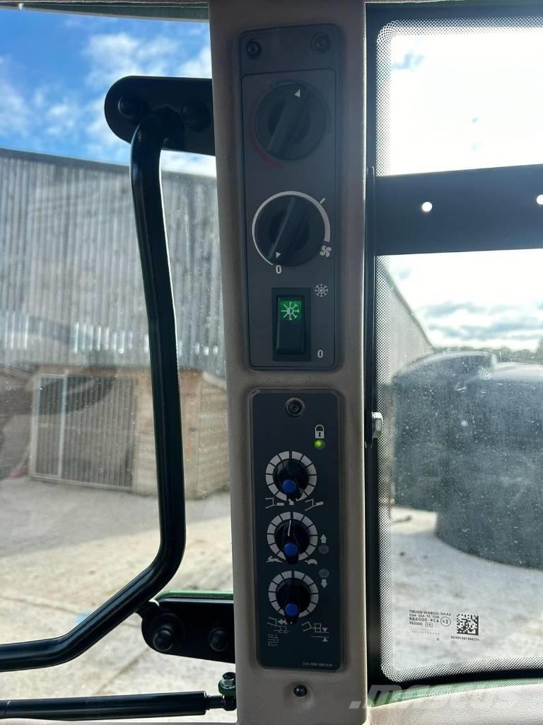 Fendt 211 Vario Traktoren