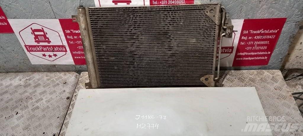 Iveco Starlis.     H2774 Radiatoren