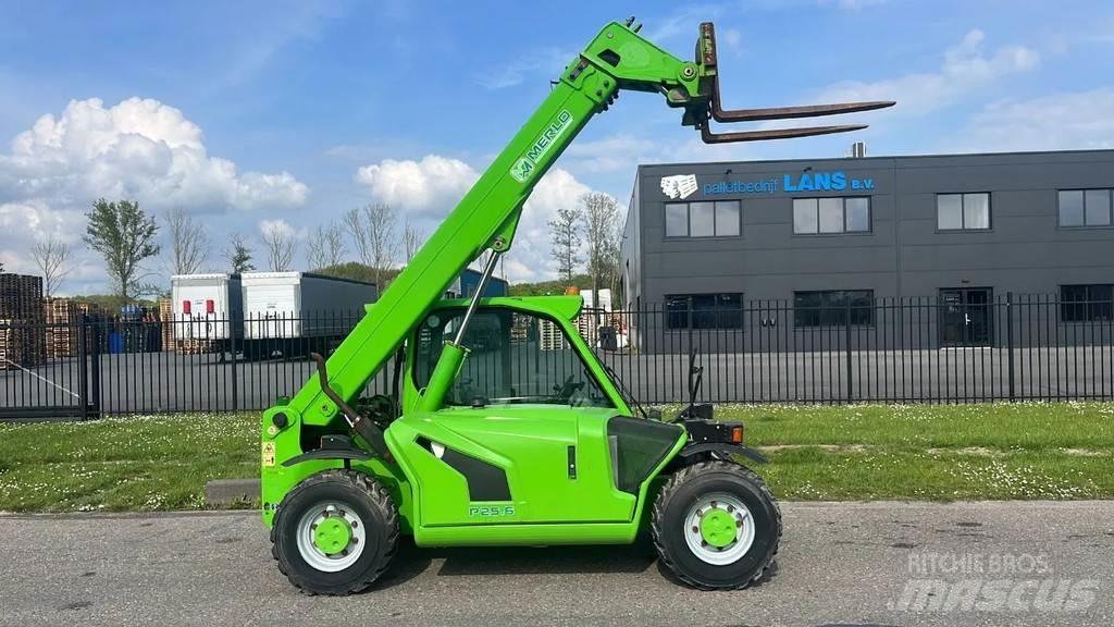 Merlo P25.6 Teleskoplader für Landwirtschaft