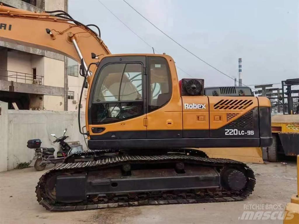 Hyundai R220LC-9S Raupenbagger