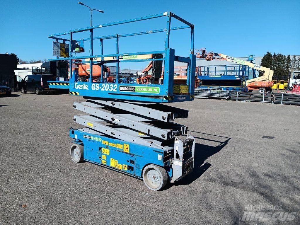 Genie GS2032 Scheren-Arbeitsbühnen