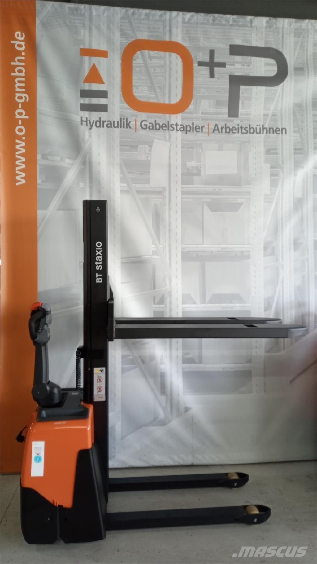 Toyota HWE100 Zelfrijdende stapelaars