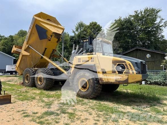 Komatsu HM400 Dumper - Knickgelenk