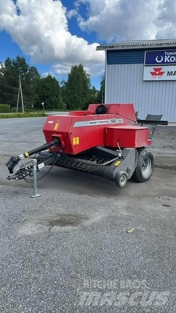 Massey Ferguson 1840 Quaderpressen