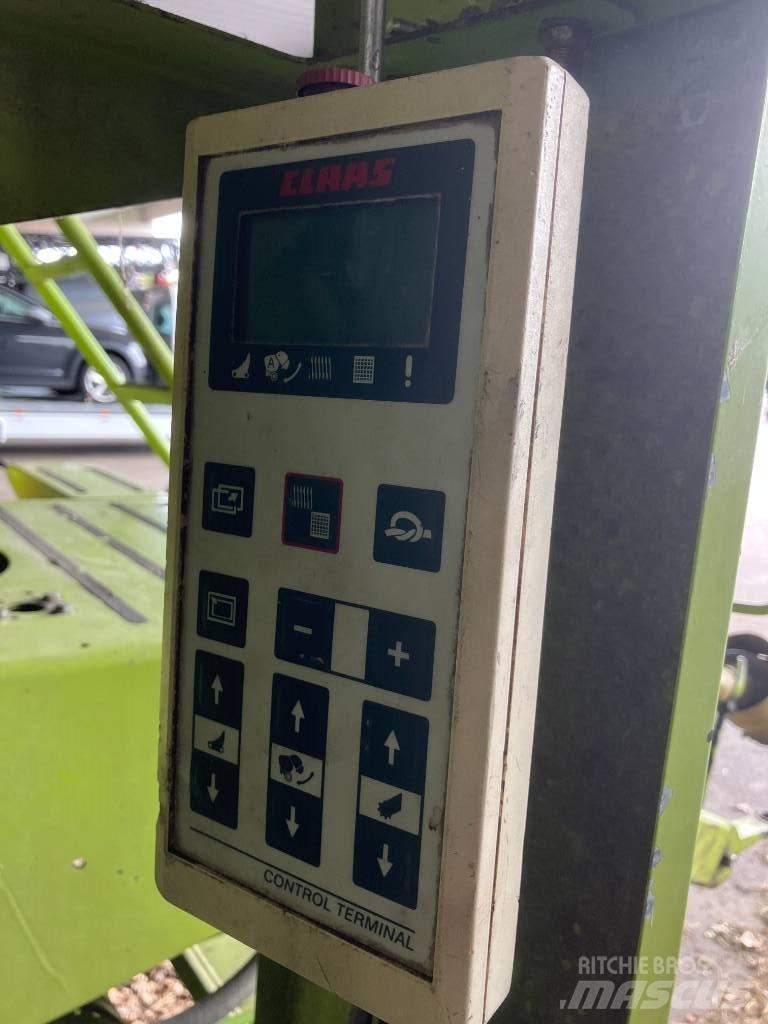 CLAAS Rollant 255 RC Rundballenpressen