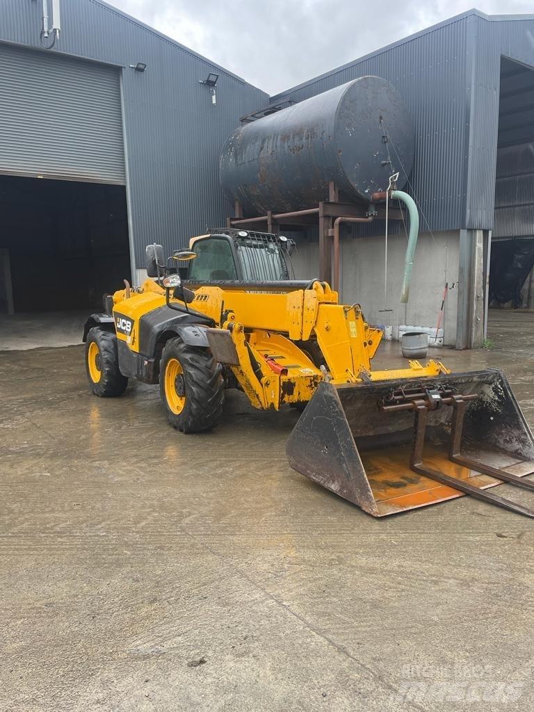 JCB 535 V 140 Teleskoplader