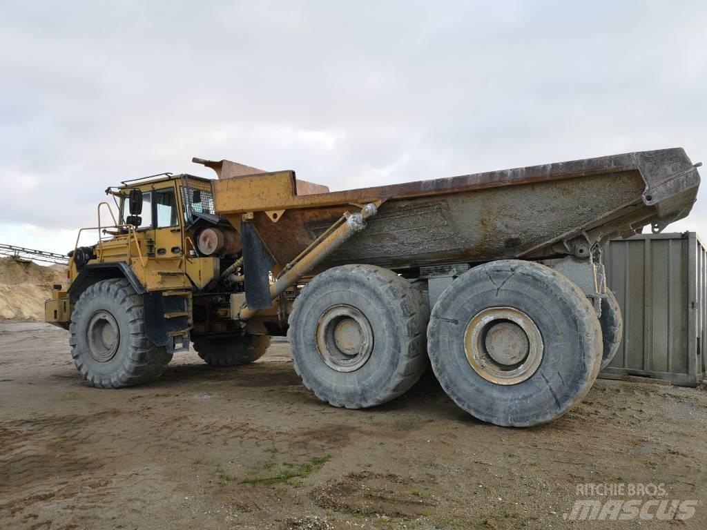 Volvo A 40 Dumper - Knickgelenk