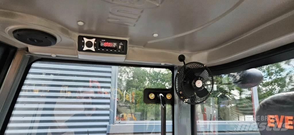Everun ER 16 Radlader
