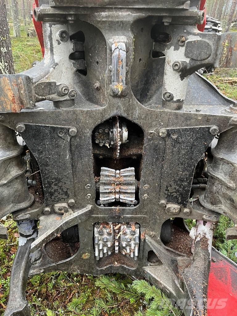 Komatsu 931 Harvester