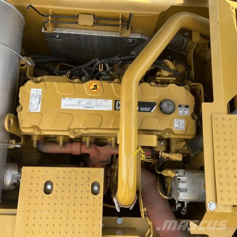 CAT 330D2L Raupenbagger