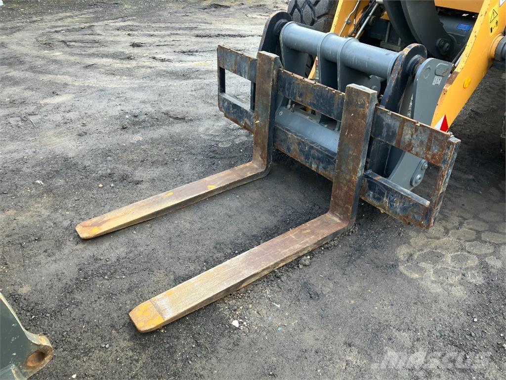 Liebherr L526 Radlader