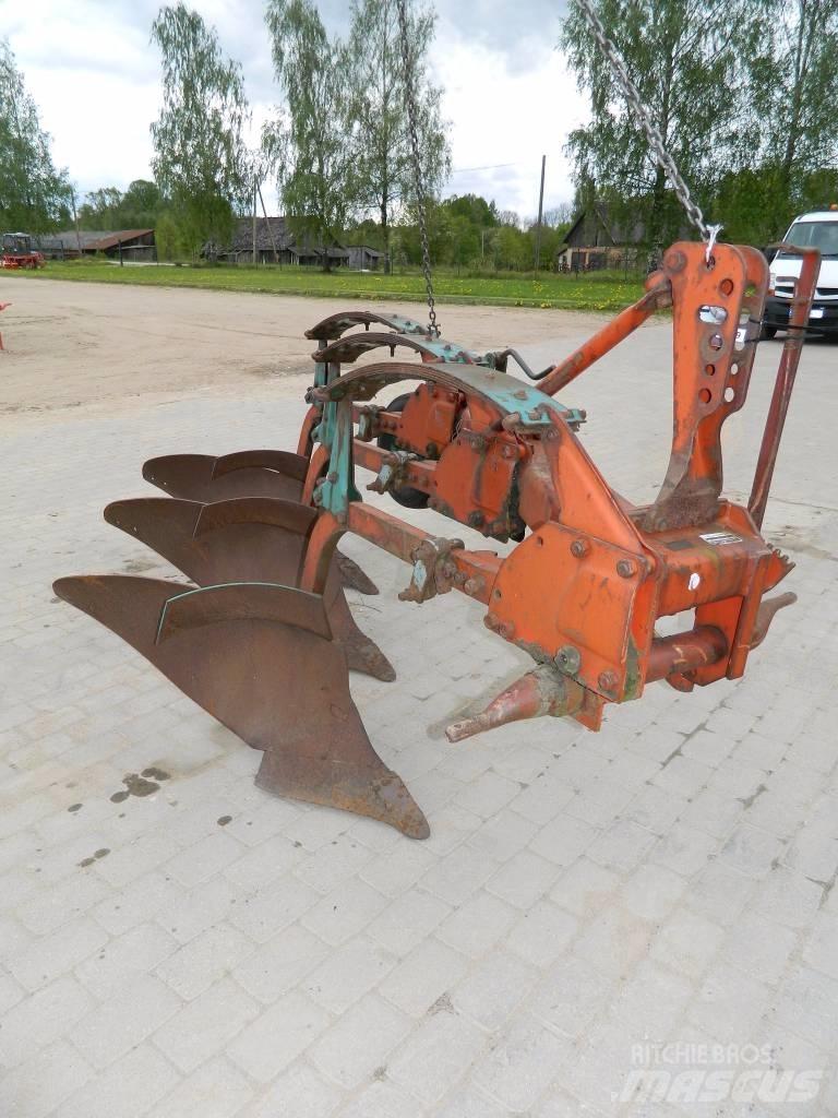 Kverneland 3 Konventionelle Pflüge