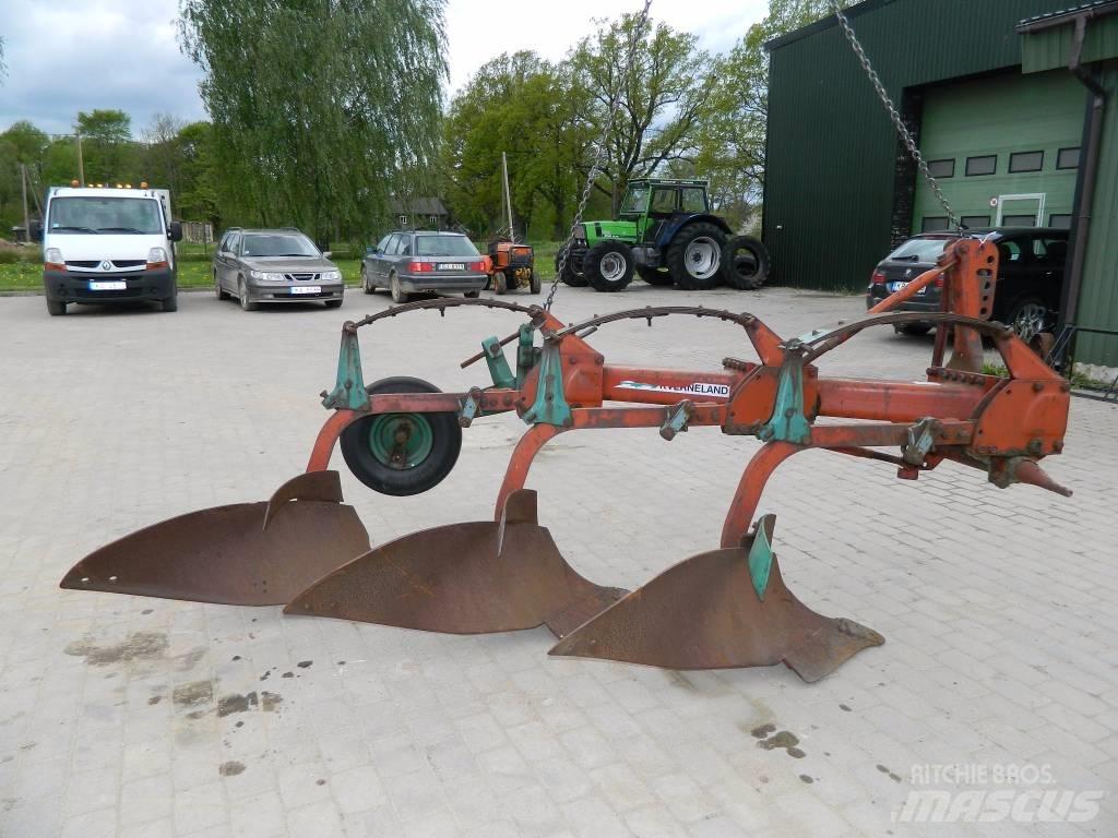 Kverneland 3 Konventionelle Pflüge