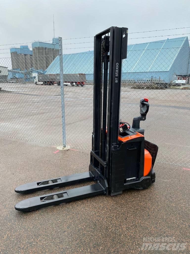 Toyota SWE120 Deichselstapler