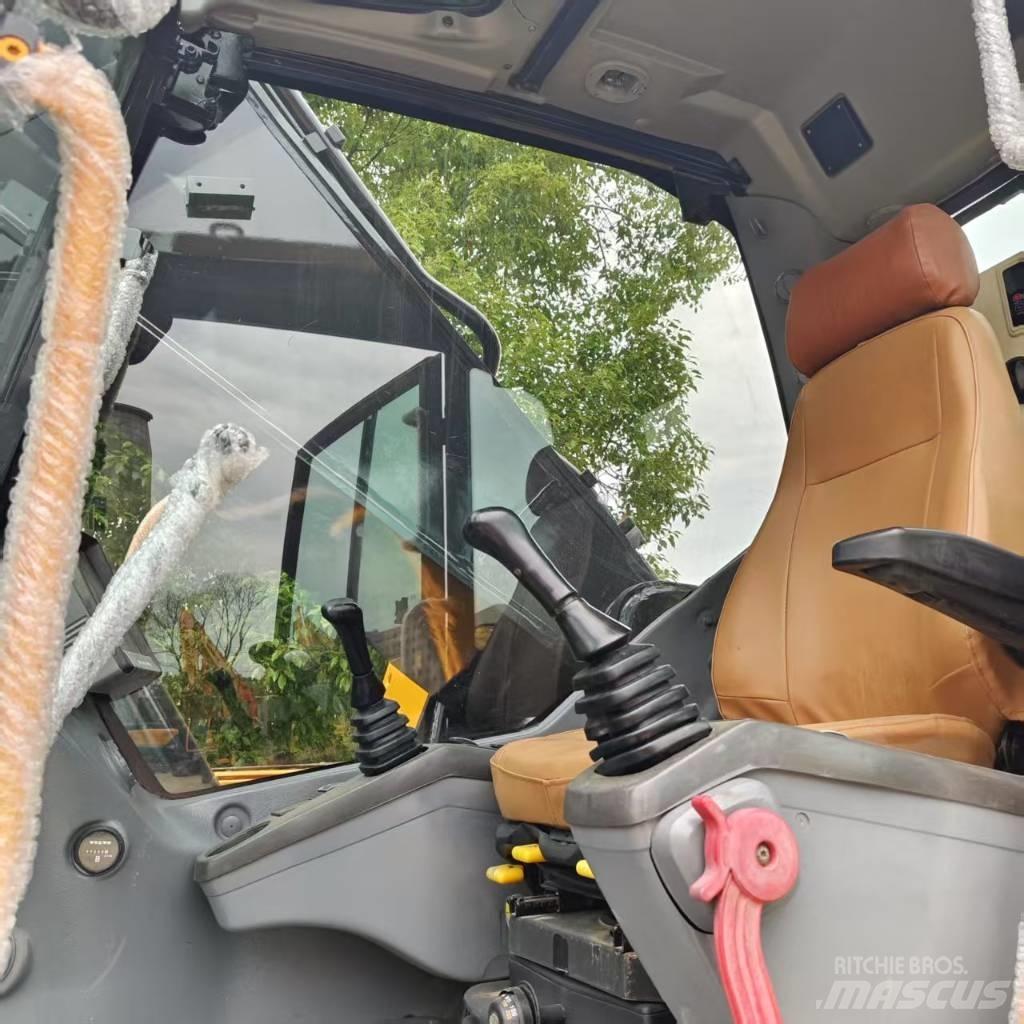 Volvo EC 380 Raupenbagger