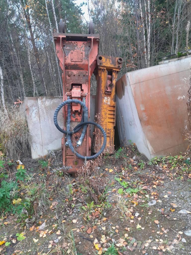 NPK E-216B Hammer / Brecher