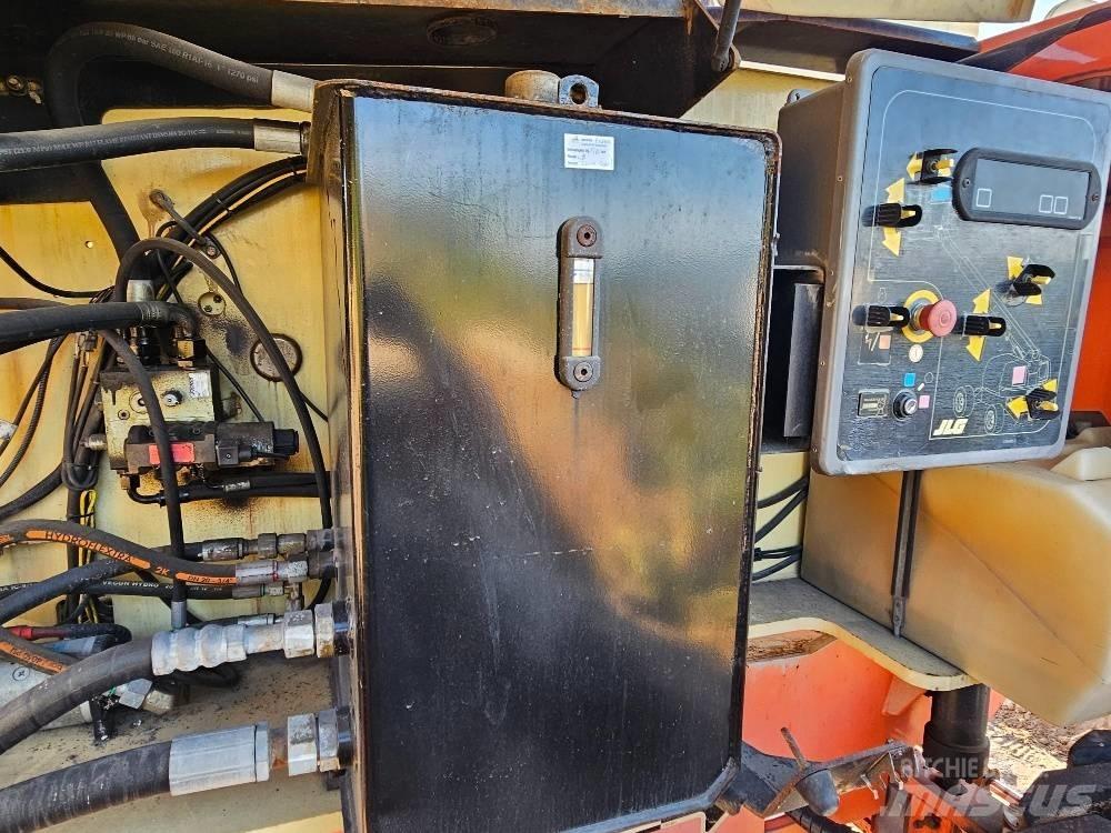 JLG 680S Teleskopbühnen