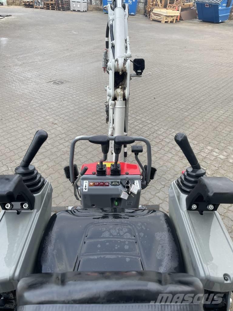 Takeuchi TB 210 Minibagger < 7t