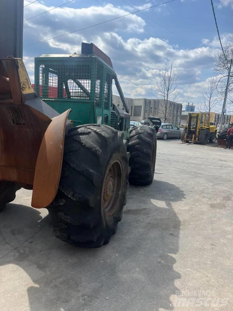 Timberjack 240 B Sattelzugmaschinen