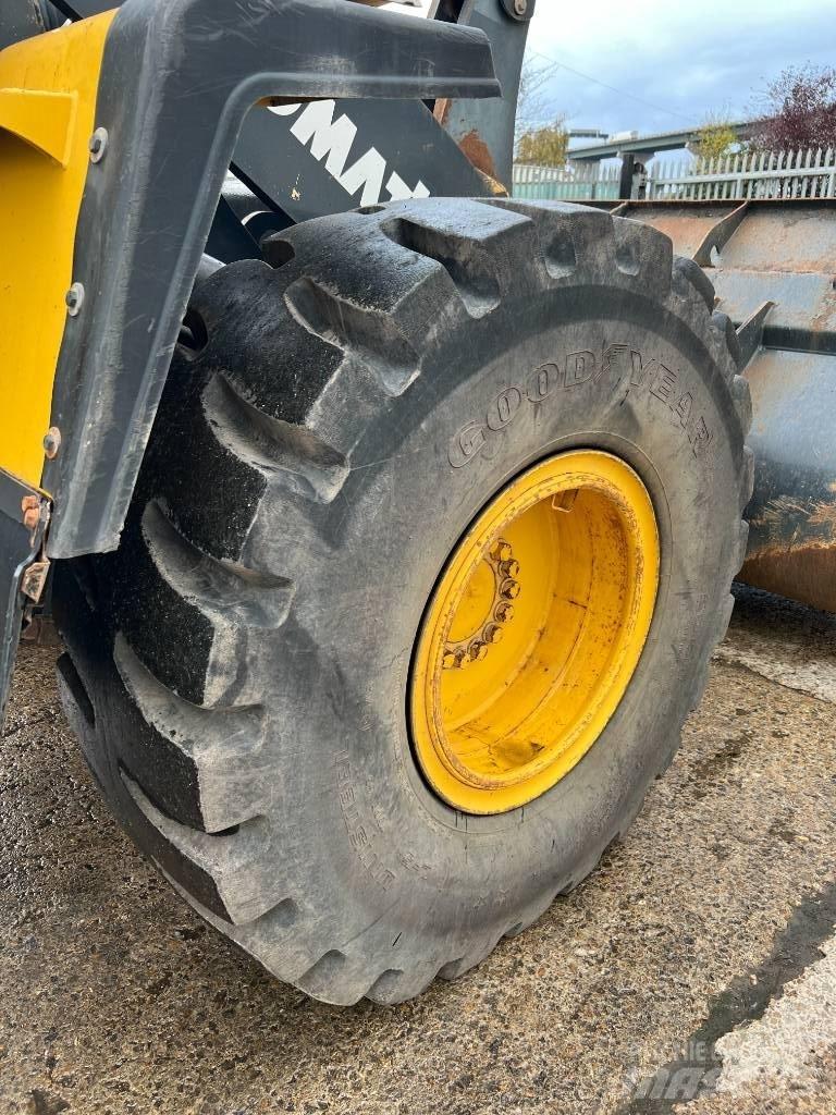 Komatsu WA320PZ-6 Radlader