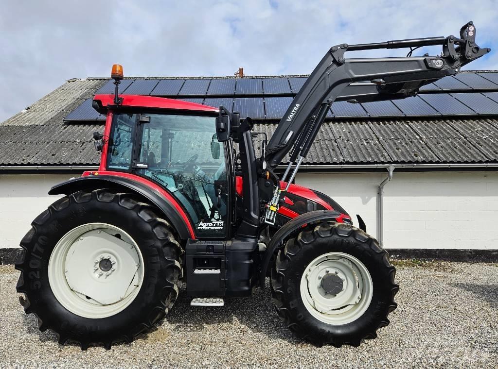 Valtra G 135 Active Traktoren