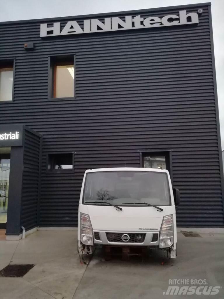 Nissan NT400 Kabinen