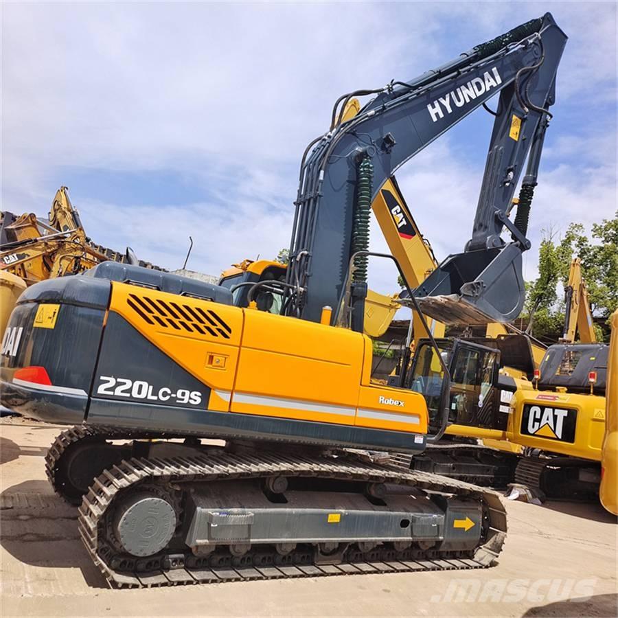 Hyundai 220 LC-9S Raupenbagger