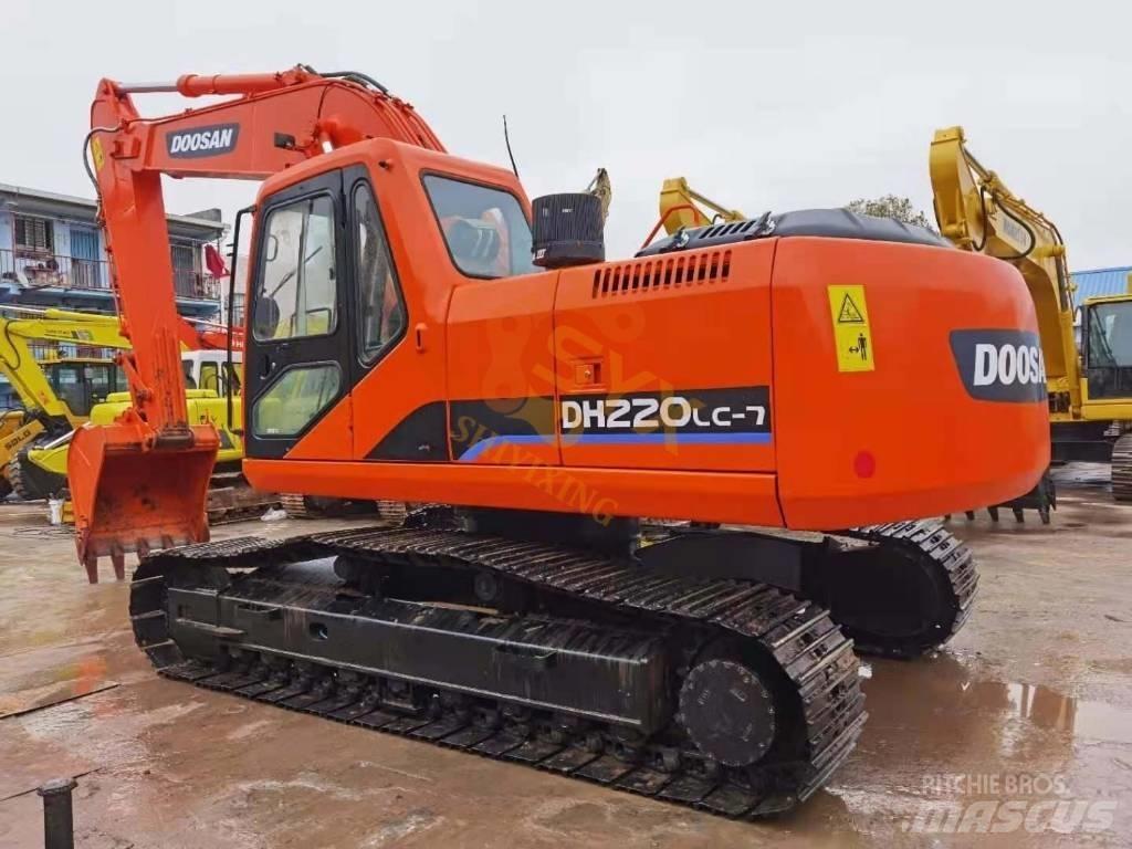 Doosan 220 LC-7 Raupenbagger