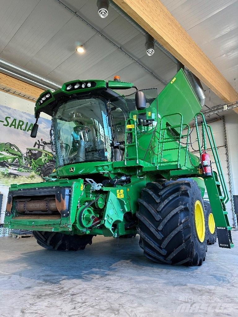 John Deere S760i Mähdrescher