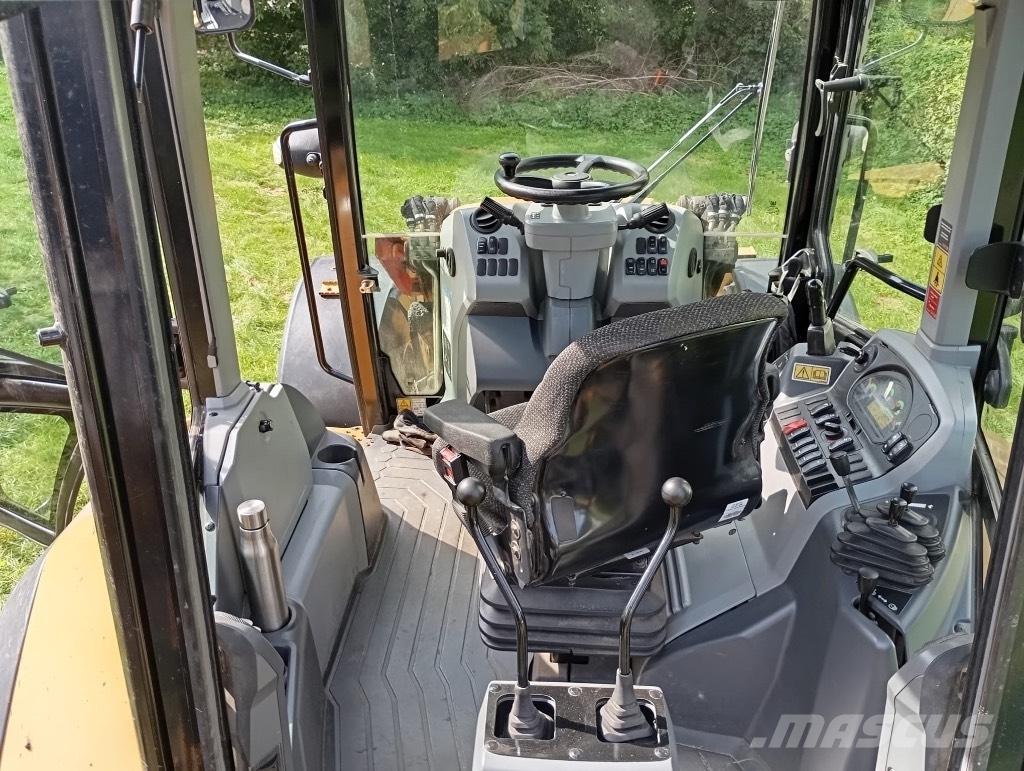 CAT 434 F Baggerlader