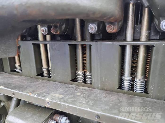  Engines F4L912 Transport Sonstige
