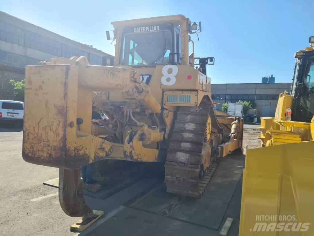 CAT D8R Bulldozer