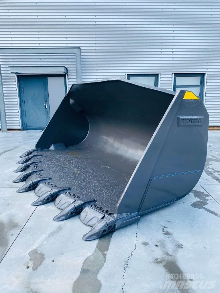 Volvo L 350 H Schaufeln