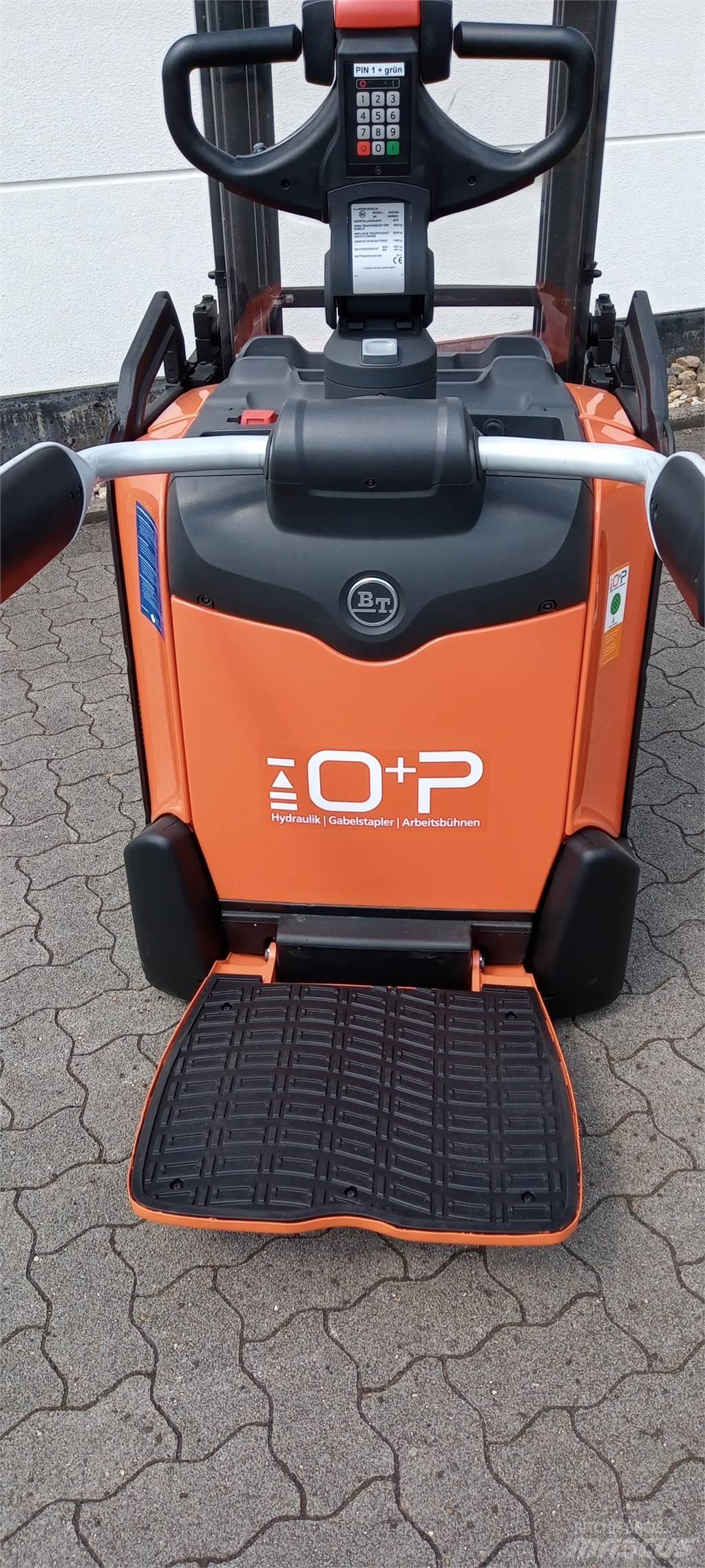 Toyota SPE160L Deichselstapler