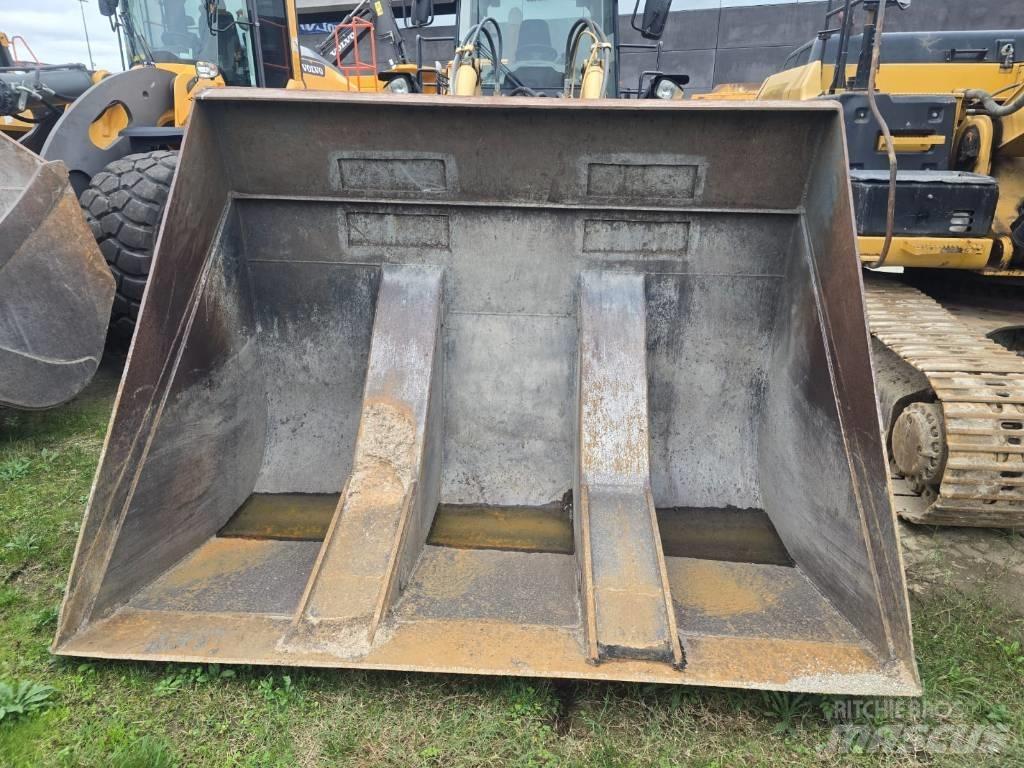 CAT IT 62 H Radlader