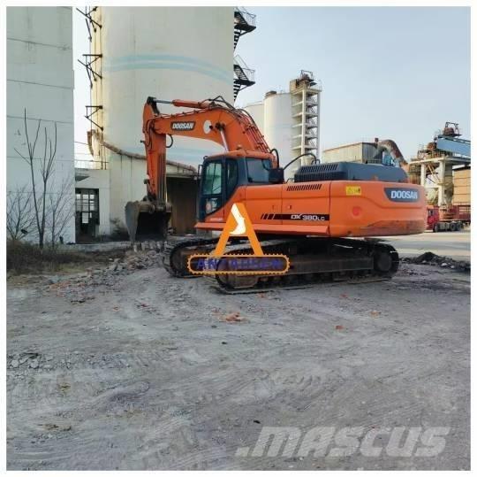 Doosan DX 380 LC Raupenbagger