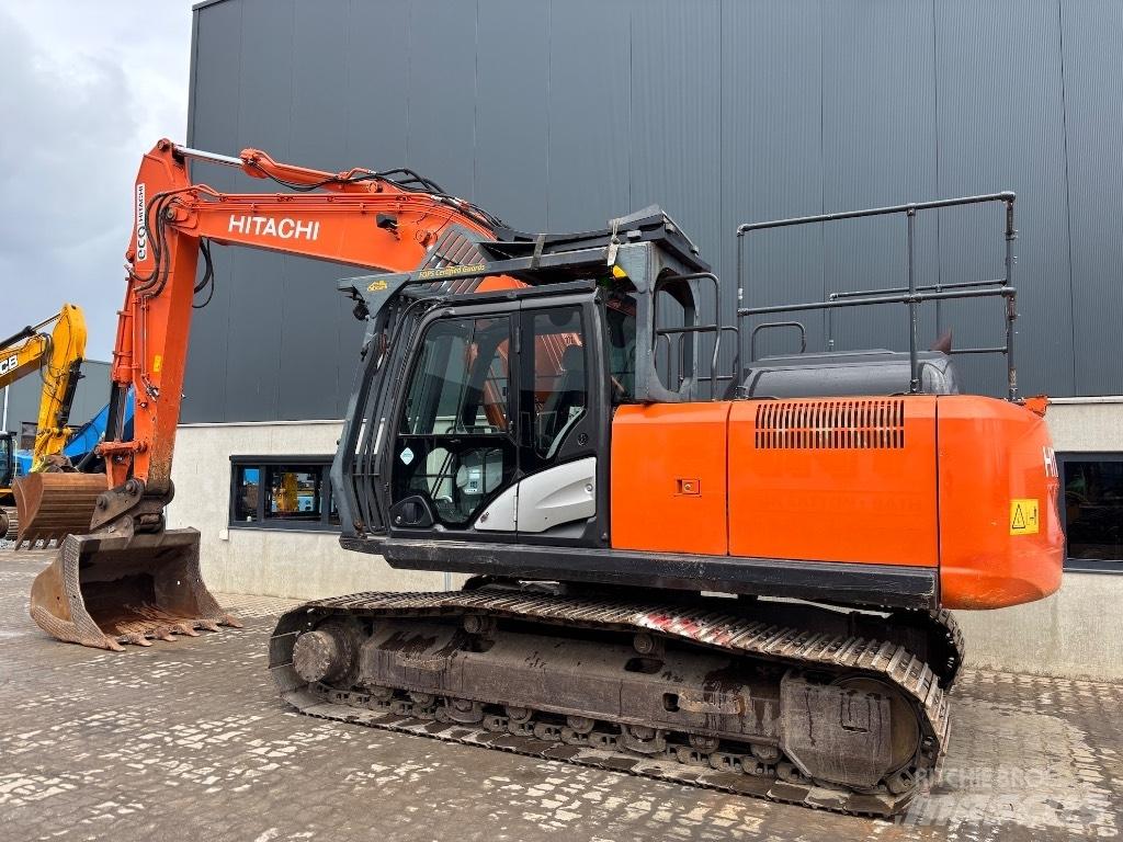 Hitachi ZX 210 LC-6 Raupenbagger