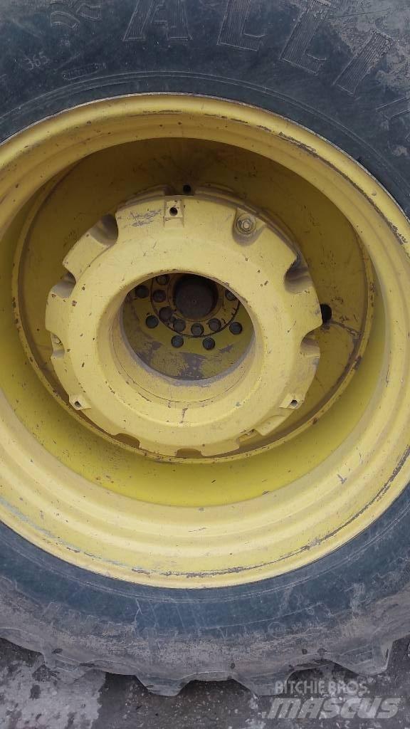 John Deere 9320 Traktoren