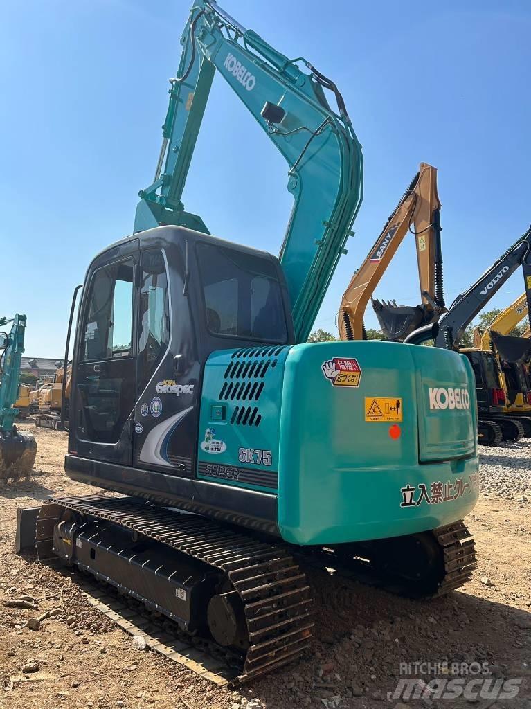 Kobelco SK 75 Minibagger < 7t