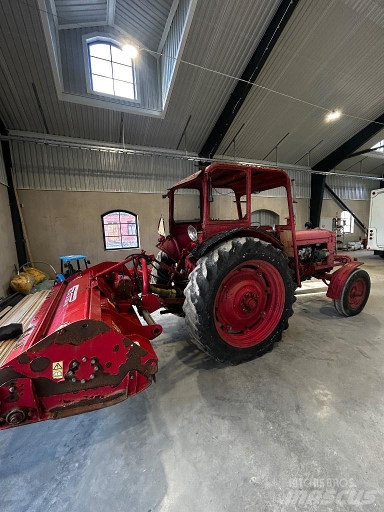 Volvo BM 350 Traktoren