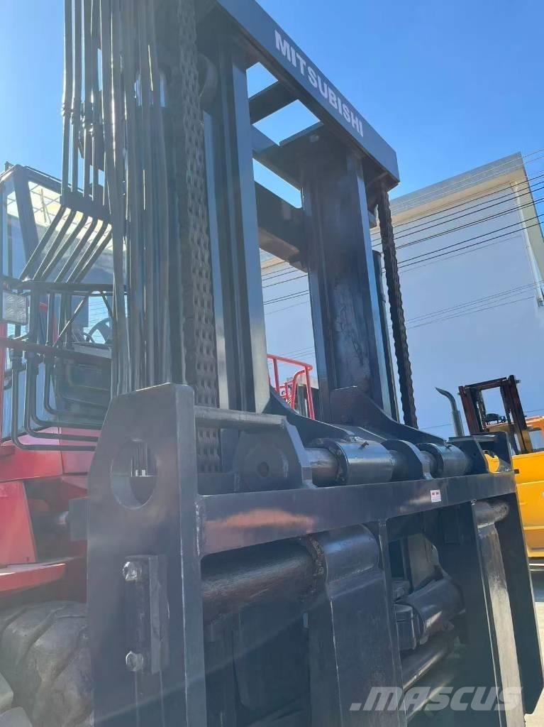 Mitsubishi FD 30 T Diesel heftrucks