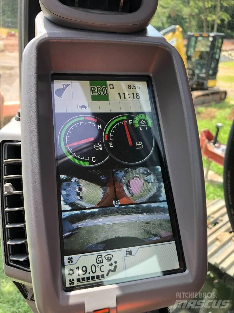 Hitachi ZX245USLC-6 Raupenbagger