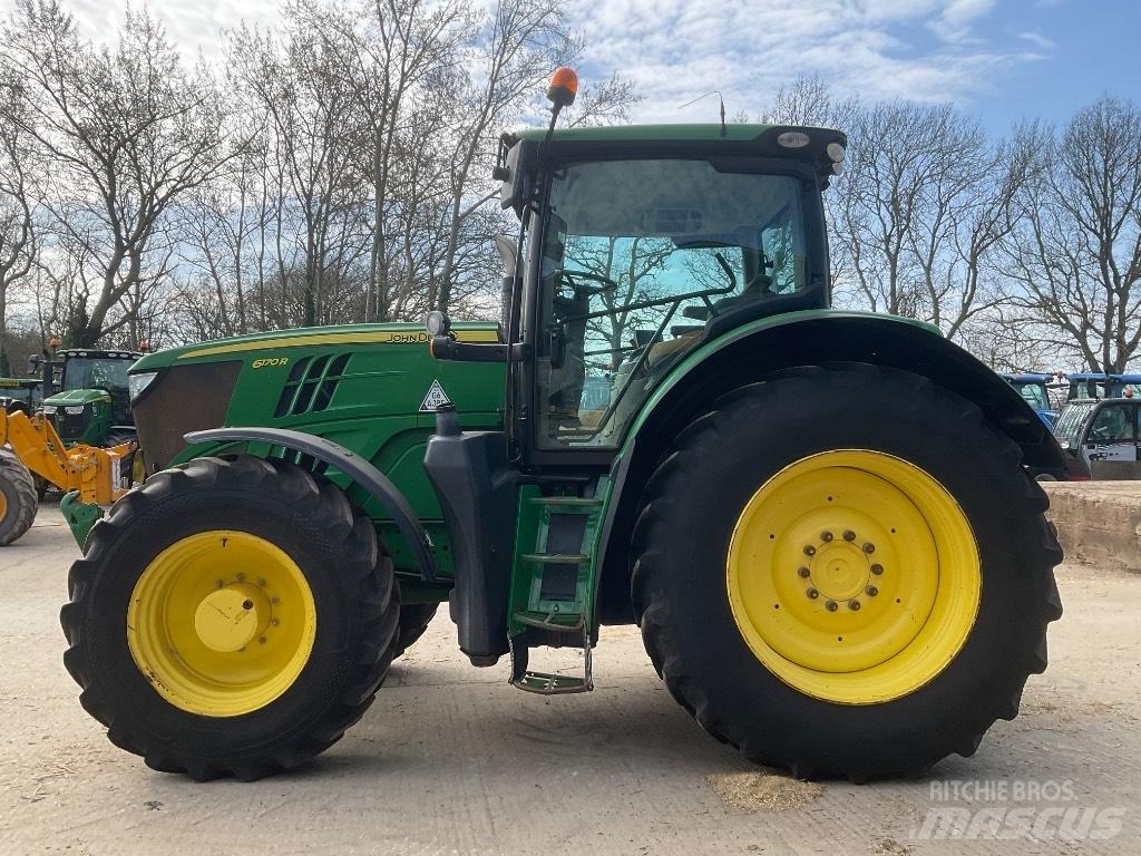 John Deere 6170 R Traktoren