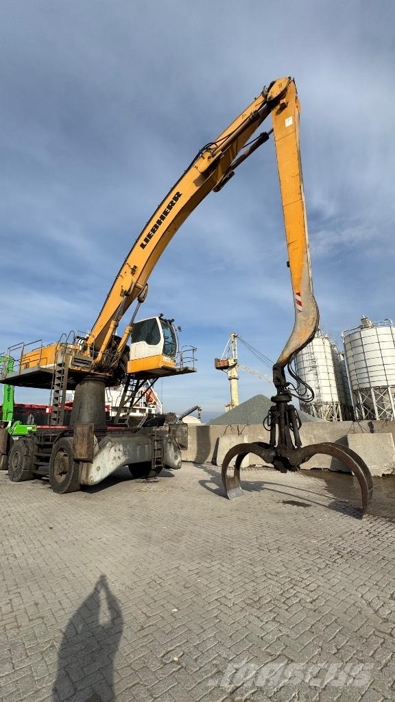 Liebherr A 944 C HD Materialumschlag