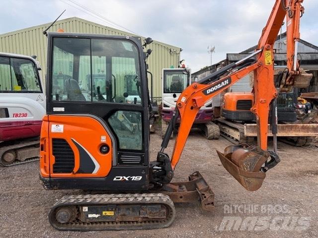 Doosan DX 19 Minibagger < 7t